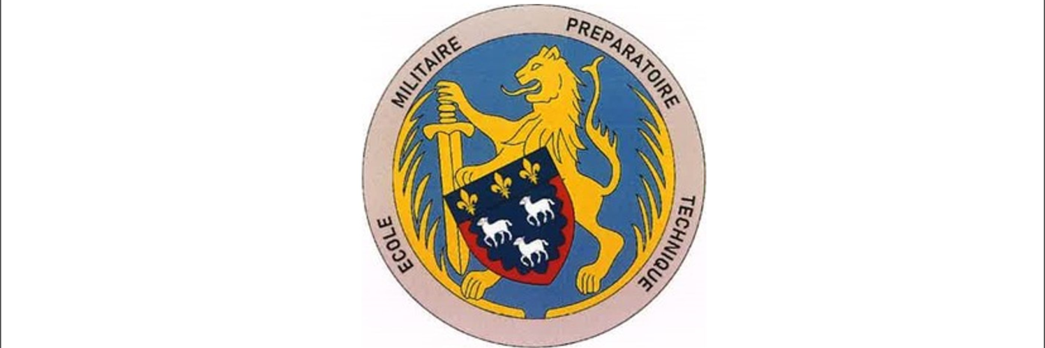 La cérémonie de remise du drapeau à l'EMPT de Bourges